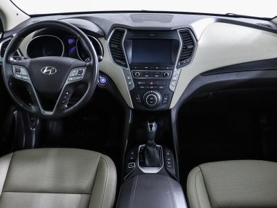 Hyundai Santa Fe, 2.2 л, АКПП, 2017 фото 12