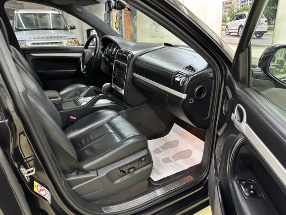 Porsche Cayenne Turbo, 4.8 л, АТ, 2008 фото 16