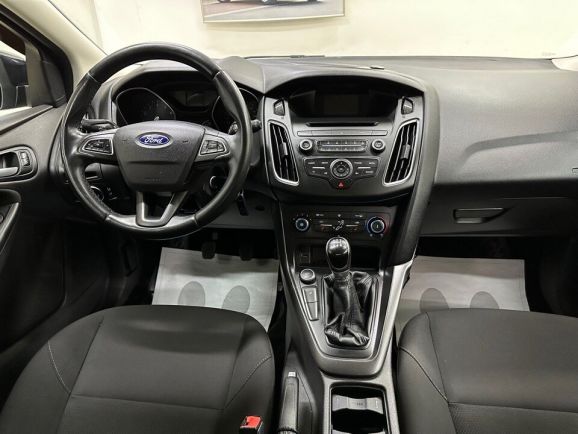 Ford Focus, 1.6 л, МТ, 2015 фото 10