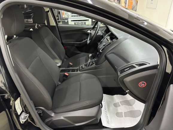 Ford Focus, 1.6 л, МТ, 2015 фото 11