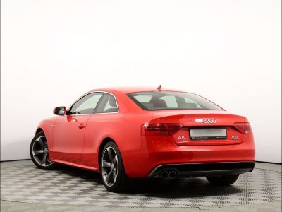 Audi A5, 2.0 л, РКПП, 2016 фото 5