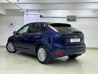 Ford Focus Titanium, 1.8 л, МКПП, 2009 фото 6