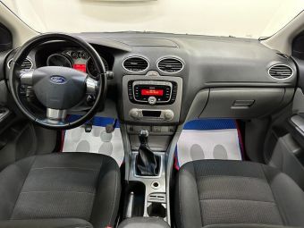 Ford Focus Titanium, 1.8 л, МКПП, 2009 фото 10