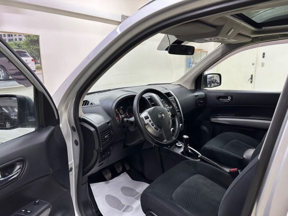 Nissan X-Trail XE, 2.0 л, МТ, 2012 фото 9