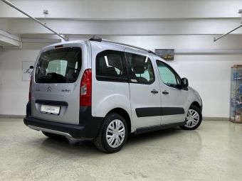 Citroen Berlingo, 1.6 л, МКПП, 2011 фото 8