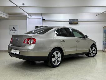 Volkswagen Passat, 2.0 л, МКПП, 2007 фото 7