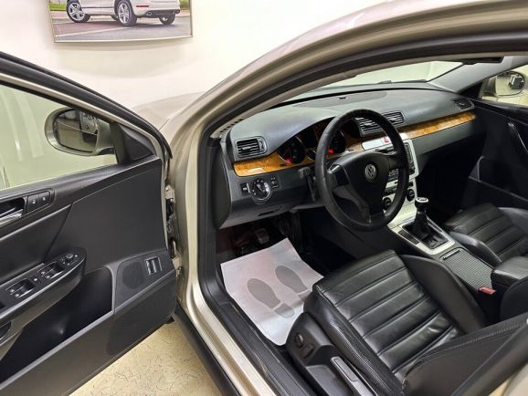 Volkswagen Passat, 2.0 л, МТ, 2007 фото 8