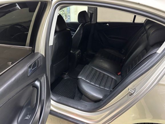 Volkswagen Passat, 2.0 л, МТ, 2007 фото 1