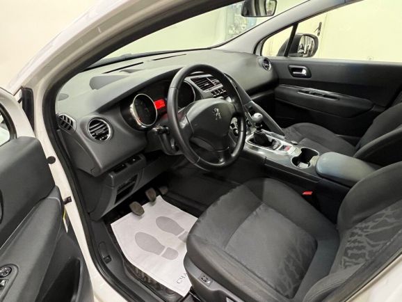 Peugeot 3008 Active, 1.6 л, МТ, 2011 фото 9