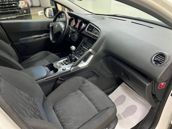 Peugeot 3008 Active, 1.6 л, МТ, 2011 фото 11