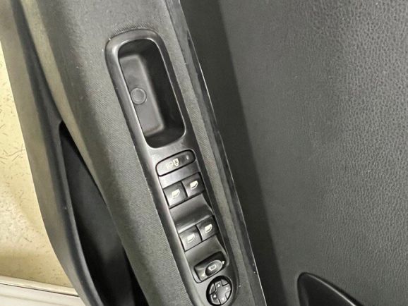 Peugeot 3008 Active, 1.6 л, МТ, 2011 фото 1