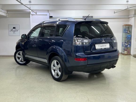Mitsubishi Outlander Inspire, 3.0 л, АТ, 2007 фото 6