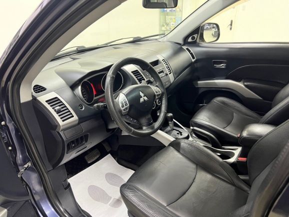 Mitsubishi Outlander Inspire, 3.0 л, АТ, 2007 фото 10