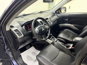 Mitsubishi Outlander Inspire, 3.0 л, АКПП, 2007 фото 10