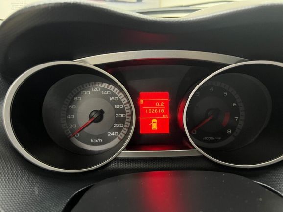 Mitsubishi Outlander Inspire, 3.0 л, АТ, 2007 фото 13