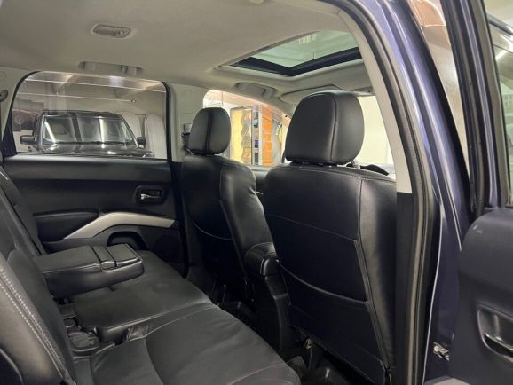 Mitsubishi Outlander Inspire, 3.0 л, АТ, 2007 фото 2