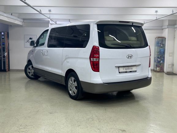 Hyundai Grand Starex, 2.5 л, АТ, 2008 фото 6