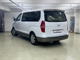 Hyundai Grand Starex, 2.5 л, АКПП, 2008 фото 6