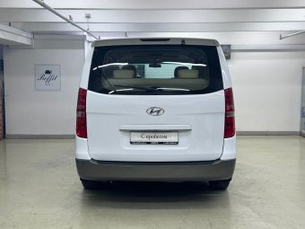 Hyundai Grand Starex, 2.5 л, АКПП, 2008 фото 7