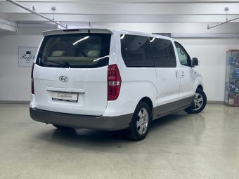 Hyundai Grand Starex, 2.5 л, АКПП, 2008 фото 8