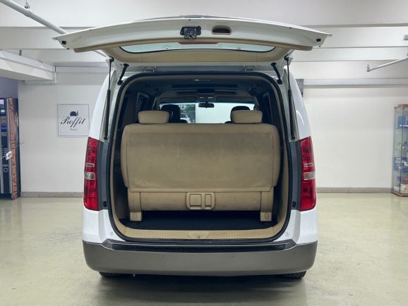 Hyundai Grand Starex, 2.5 л, АТ, 2008 фото 9