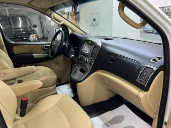 Hyundai Grand Starex, 2.5 л, АКПП, 2008 фото 18