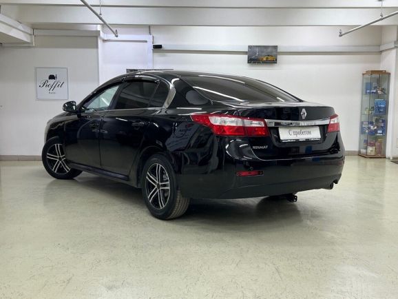 Renault Latitude Dynamique, 2.0 л, Вариатор, 2010 фото 6