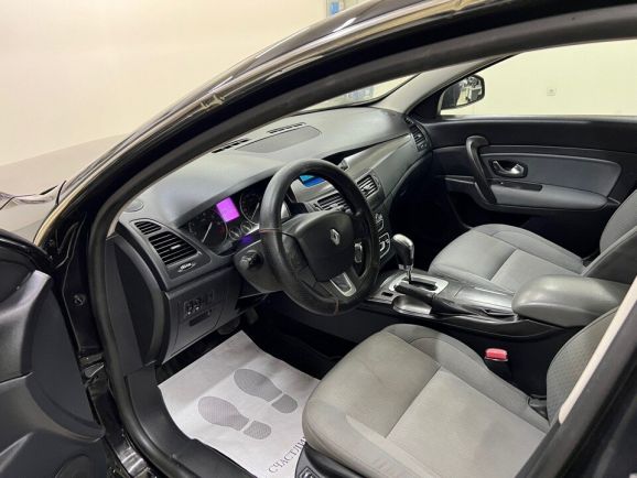 Renault Latitude Dynamique, 2.0 л, Вариатор, 2010 фото 9