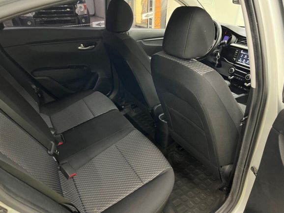 Kia Rio, 1.6 л, АТ, 2019 фото 1