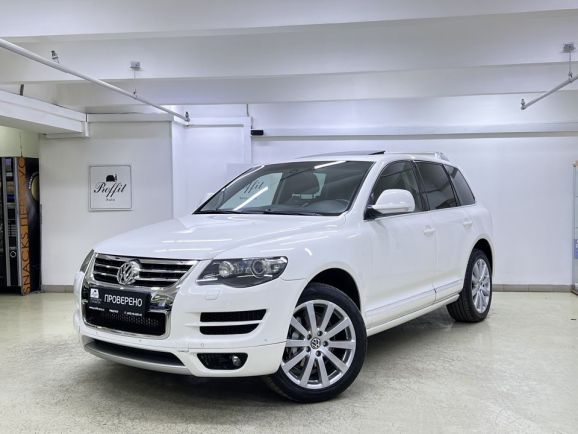 Volkswagen Touareg, 3.0 л, АТ, 2009 фото 3