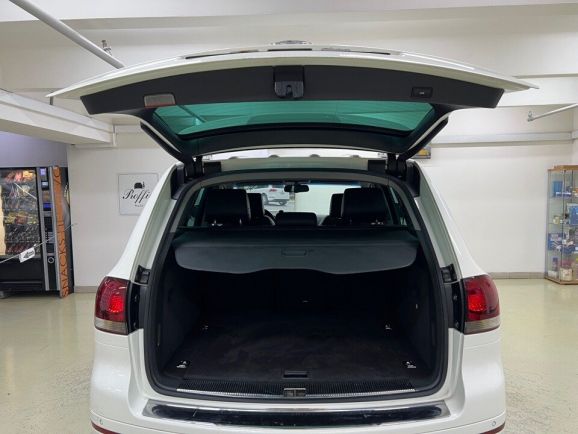 Volkswagen Touareg, 3.0 л, АТ, 2009 фото 10