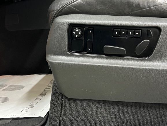 Volkswagen Touareg, 3.0 л, АТ, 2009 фото 13