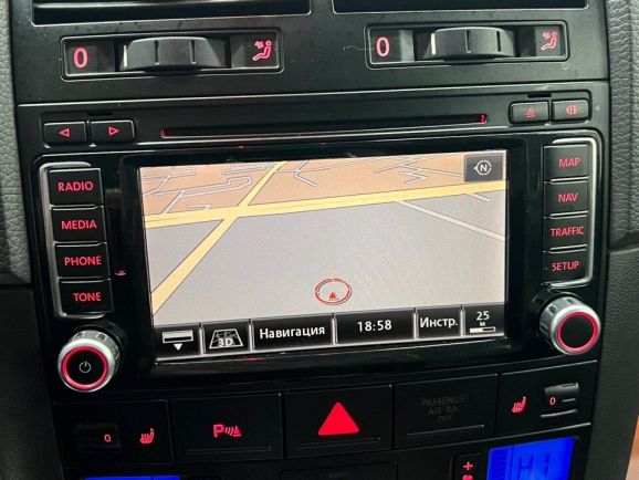 Volkswagen Touareg, 3.0 л, АТ, 2009 фото 17