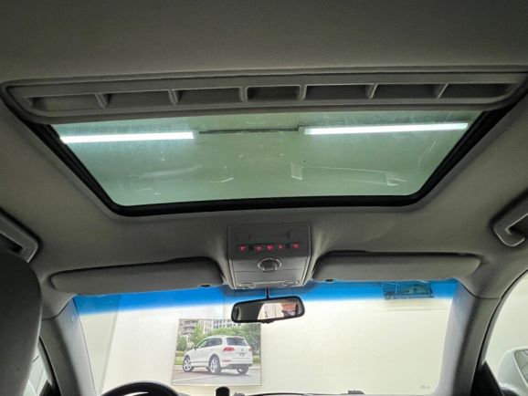 Volkswagen Touareg, 3.0 л, АТ, 2009 фото 23