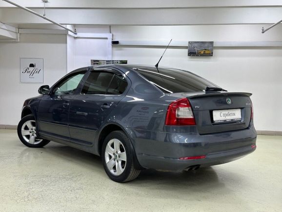 Skoda Octavia Elegance, 1.8 л, АТ, 2010 фото 6