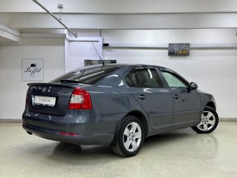 Skoda Octavia Elegance, 1.8 л, АКПП, 2010 фото 8