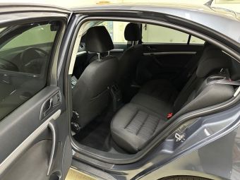 Skoda Octavia Elegance, 1.8 л, АКПП, 2010 фото 2