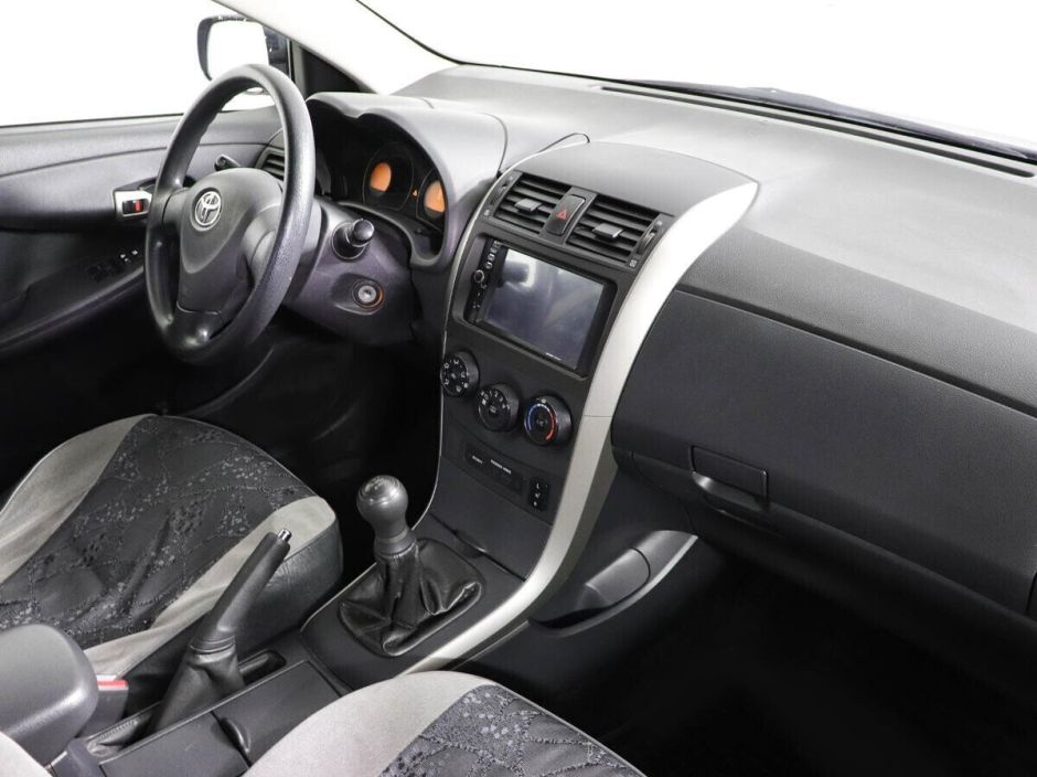 Toyota Corolla, 1.3 л, МТ, 2008 фото 2