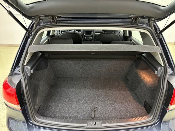 Volkswagen Golf Match, 1.6 л, Робот, 2012 фото 2