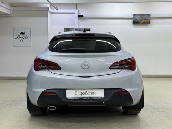 Opel Astra, 1.6 л, МКПП, 2012 фото 7