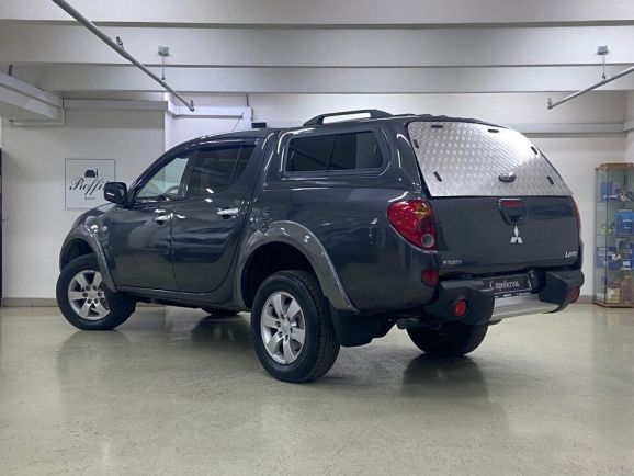 Mitsubishi L200, 2.5 л, МТ, 2010 фото 6