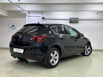 Opel Astra Cosmo, 1.4 л, АКПП, 2012 фото 8