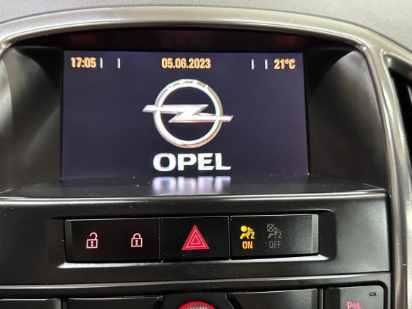 Opel Astra Cosmo, 1.4 л, АТ, 2012 фото 13