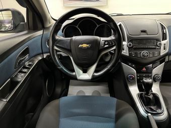 Chevrolet Cruze LT, 1.8 л, МКПП, 2013 фото 10
