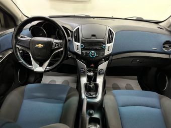 Chevrolet Cruze LT, 1.8 л, МКПП, 2013 фото 11