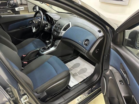 Chevrolet Cruze LT, 1.8 л, МТ, 2013 фото 12