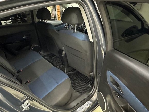 Chevrolet Cruze LT, 1.8 л, МТ, 2013 фото 13