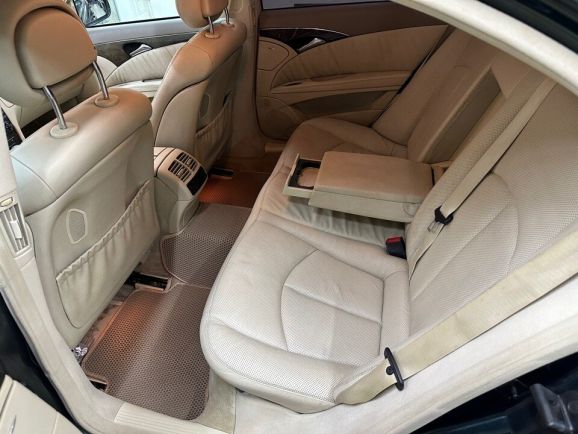 Mercedes-Benz E-Класс, 1.8 л, АТ, 2004 фото 1