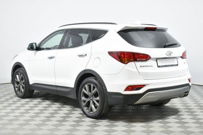 Hyundai Santa Fe, 2.4 л, АКПП, 2017 фото 8