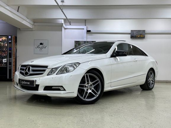Mercedes-Benz E-Класс E 250 CGI BlueEFFICIENCY, 1.8 л, АТ, 2010 фото 3